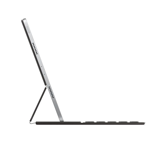 Apple Magic Keyboard for iPad Air (4/5th gen) and iPad Pro 11 (3/4th gen) - International English в черно – изглед 1