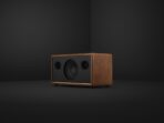 Marshall Stanmore III, кафява колонка – отстрани