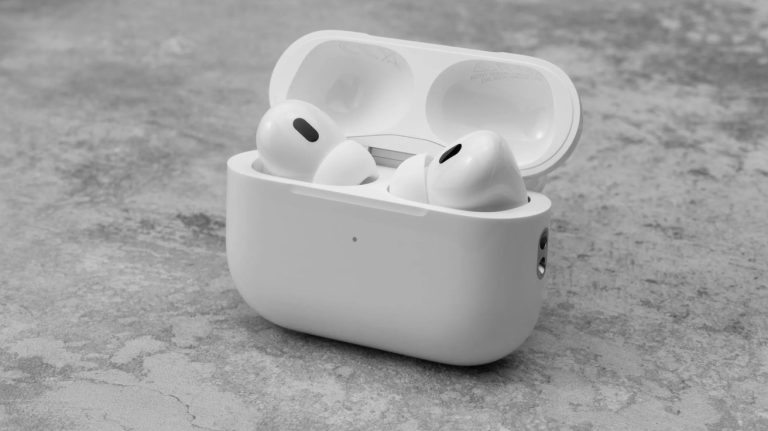 Beats Powerbeats Pro 2 срещу AirPods Pro 2