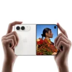 iPhone Duo в цвят Star White при снимане